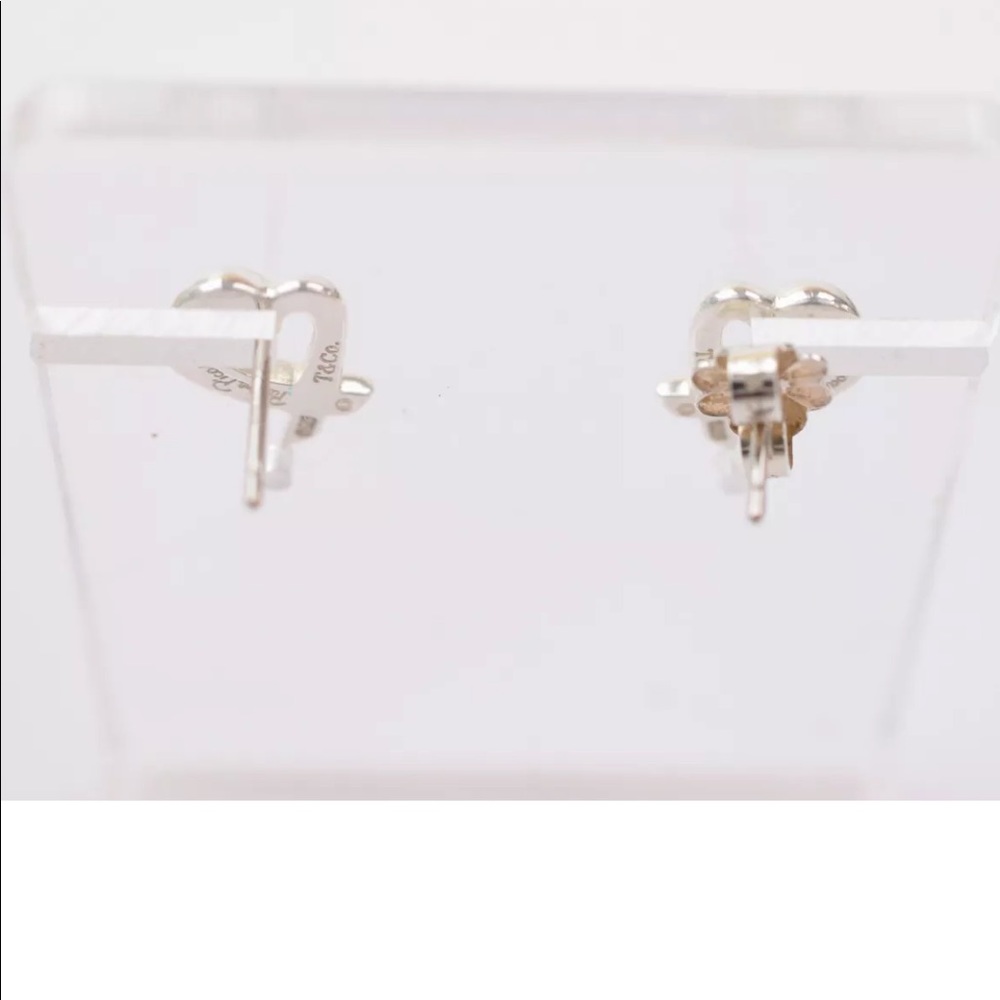 ❤️SOLD❤️TIFFANY & CO EARRINGS LOVING HEART